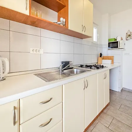 Apartman Miline-1 By Interhome