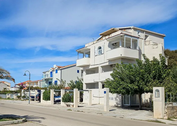 Apartamento Miline-1 By Interhome *